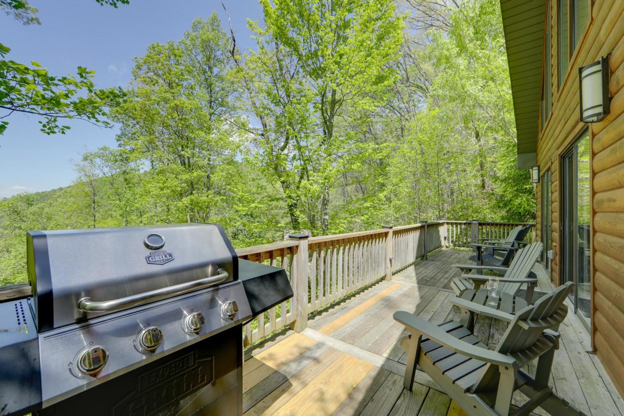 Bryson City Cabin With Hot Tub And Mountain Views! Екстер'єр фото