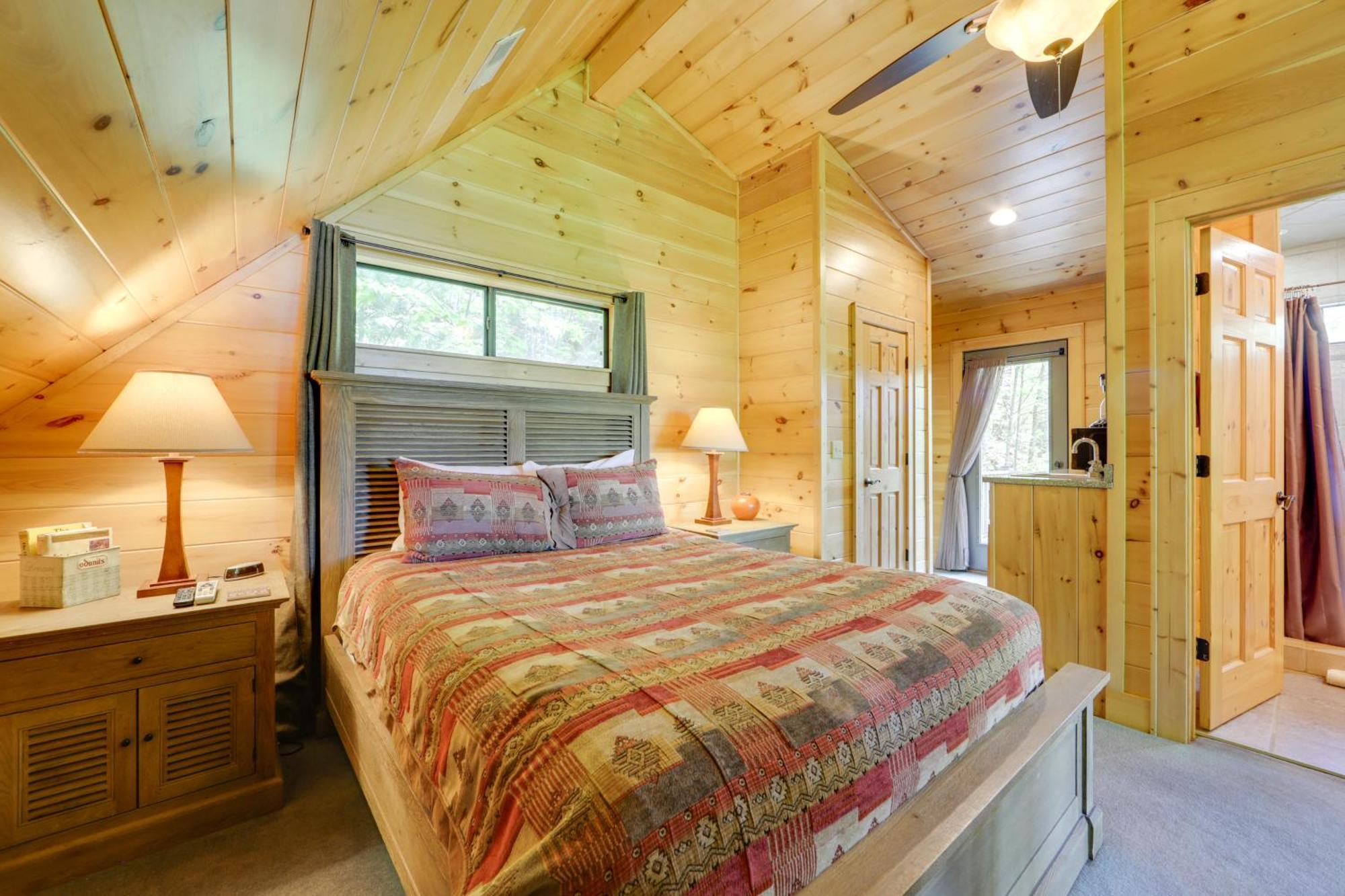 Bryson City Cabin With Hot Tub And Mountain Views! Екстер'єр фото