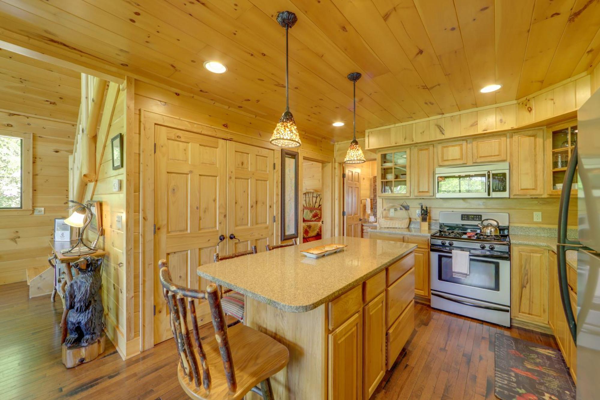 Bryson City Cabin With Hot Tub And Mountain Views! Екстер'єр фото